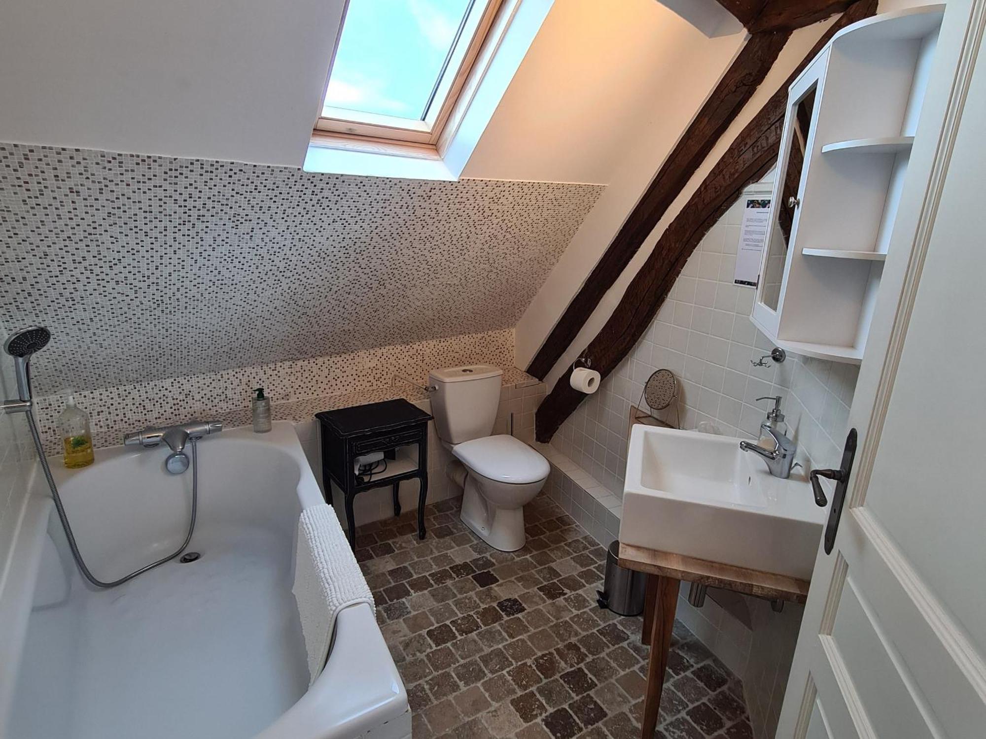 Chambres Confort 4 Pers, Tv, Salle De Bain Privee, Ousson-Sur-Loire - Fr-1-590-467 Esterno foto